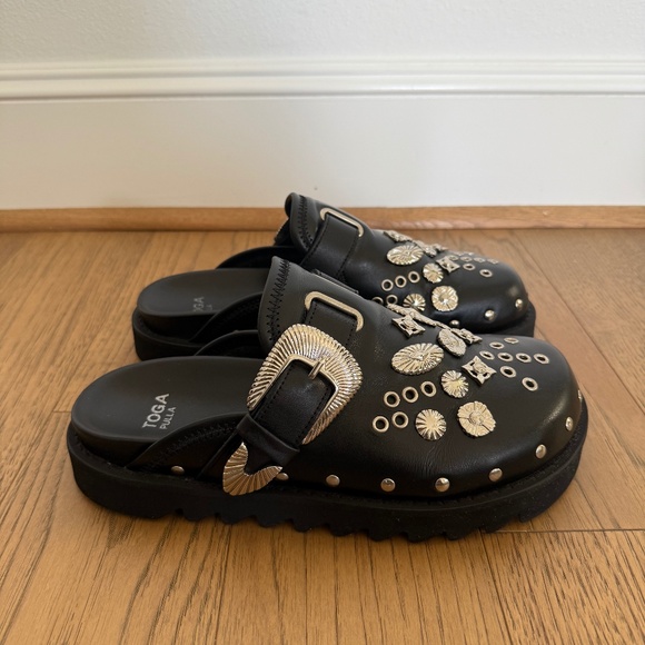 Toga Pulla Sabot Metal Mules - Picture 1 of 4